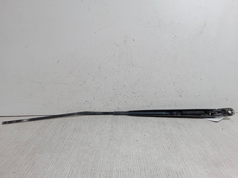 Recambio de brazo limpia delantero derecho para renault clio iii (br0/1, cr0/1) 1.5 dci referencia OEM IAM 8200268917  