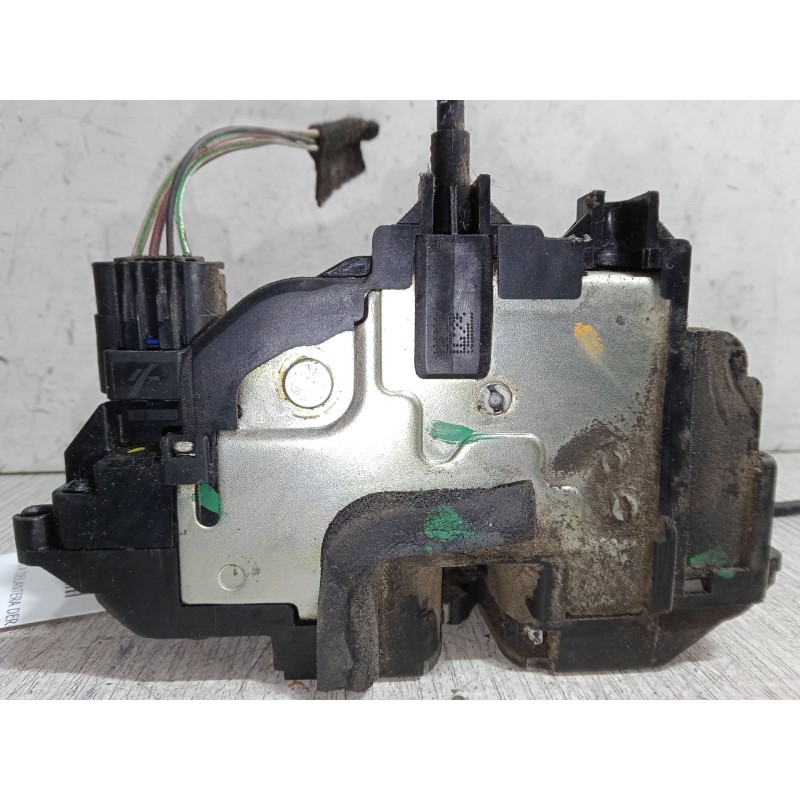 Recambio de cerradura puerta delantera derecha para renault clio iii (br0/1, cr0/1) 1.5 dci referencia OEM IAM   