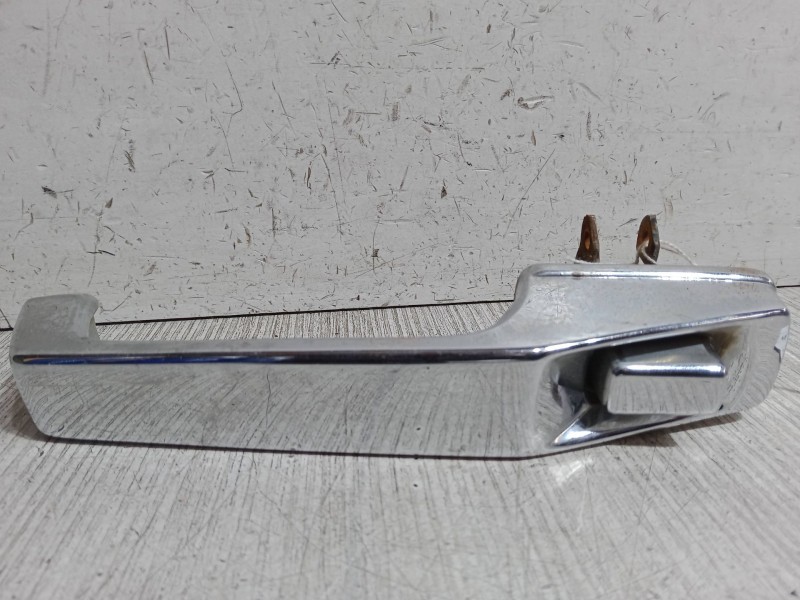 Recambio de maneta exterior puerta delantera derecha para jeep cherokee referencia OEM IAM   