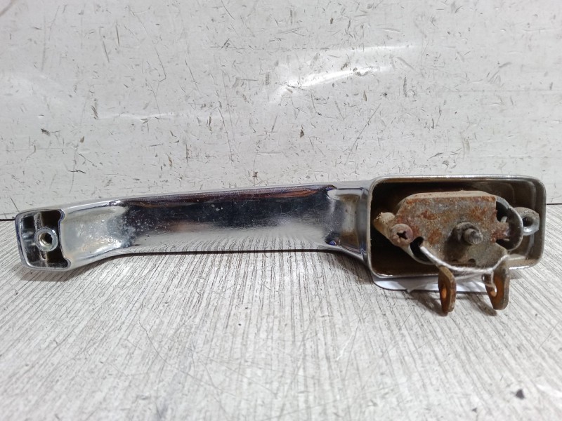 Recambio de maneta exterior puerta delantera derecha para jeep cherokee referencia OEM IAM   