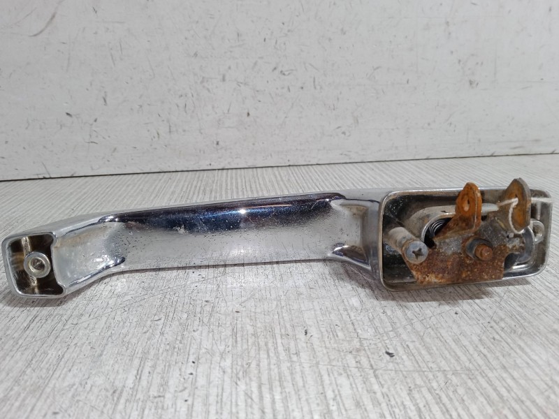 Recambio de maneta exterior puerta delantera izquierda para jeep cherokee referencia OEM IAM   