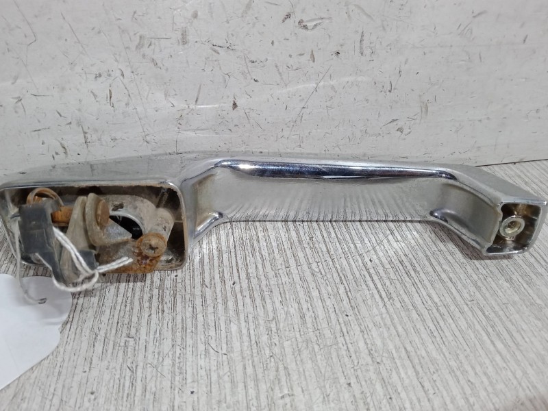 Recambio de maneta exterior puerta trasera derecha para jeep cherokee referencia OEM IAM   