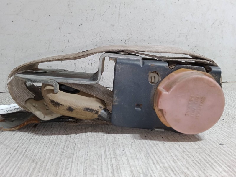 Recambio de cinturon seguridad delantero derecho para jeep cherokee referencia OEM IAM   