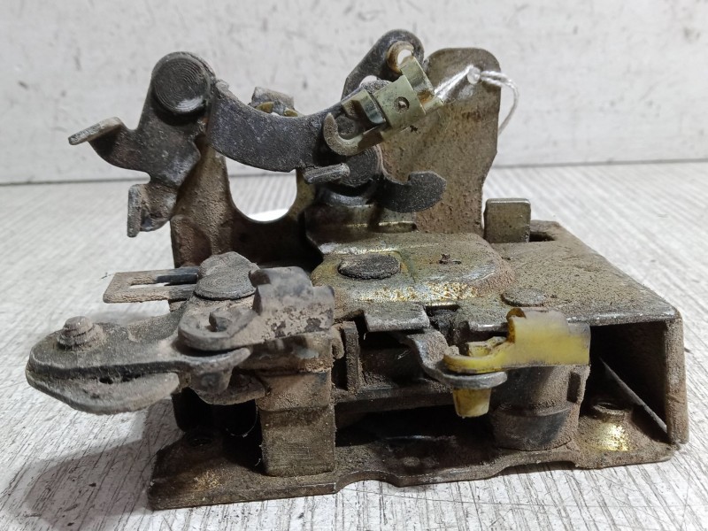 Recambio de cerradura puerta delantera izquierda para jeep cherokee referencia OEM IAM   