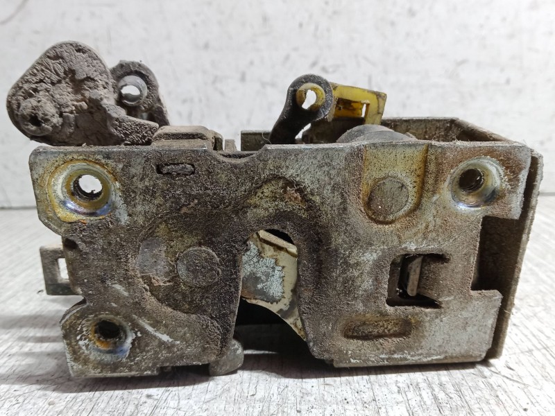 Recambio de cerradura puerta delantera izquierda para jeep cherokee referencia OEM IAM   