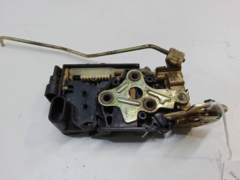 Recambio de cerradura puerta delantera izquierda para daewoo tacuma (u100) 2.0 referencia OEM IAM   