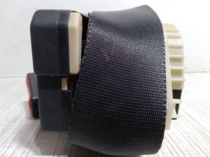 Recambio de anclaje cinturon trasero izquierdo para ford focus ii (da_, hcp, dp) 1.6 tdci referencia OEM IAM   