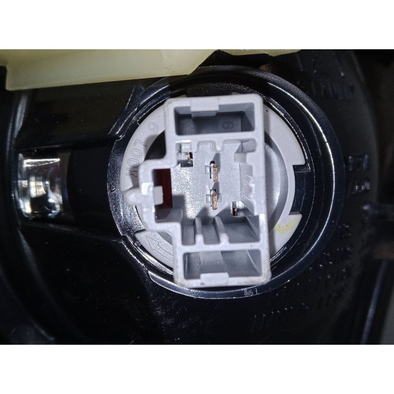 Recambio de piloto trasero porton izquierdo para mazda 3 (bk) 1.6 di turbo referencia OEM IAM P2913L  