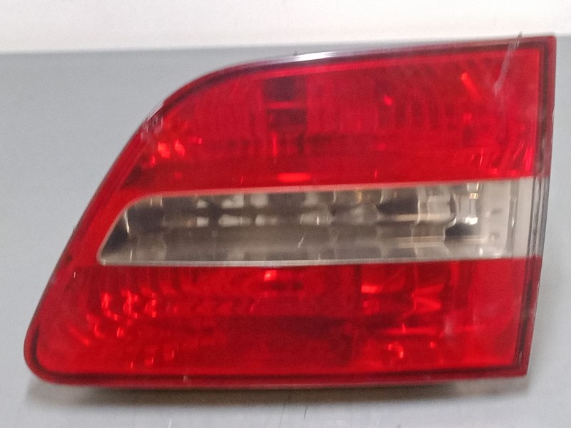 Recambio de piloto trasero porton derecho para fiat stilo van (192_) 1.9 jtd (192dxe1a) referencia OEM IAM 51717942  