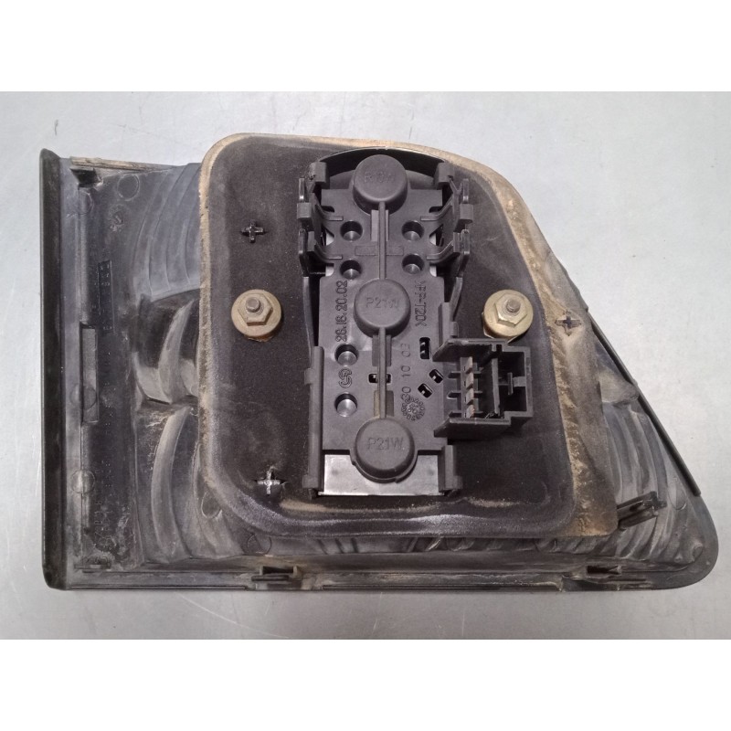 Recambio de piloto trasero porton derecho para fiat stilo van (192_) 1.9 jtd (192dxe1a) referencia OEM IAM 51717942  