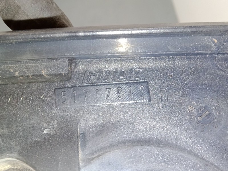 Recambio de piloto trasero porton derecho para fiat stilo van (192_) 1.9 jtd (192dxe1a) referencia OEM IAM 51717942  