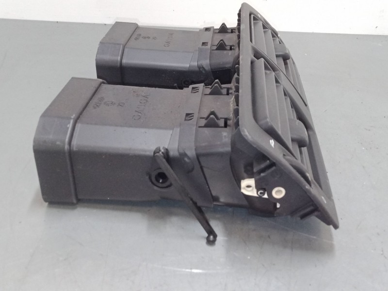 Recambio de aireador central para volvo v50 (545) 2.4 referencia OEM IAM   
