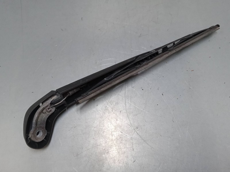 Recambio de brazo limpia trasero para volvo v50 (545) 2.4 referencia OEM IAM   