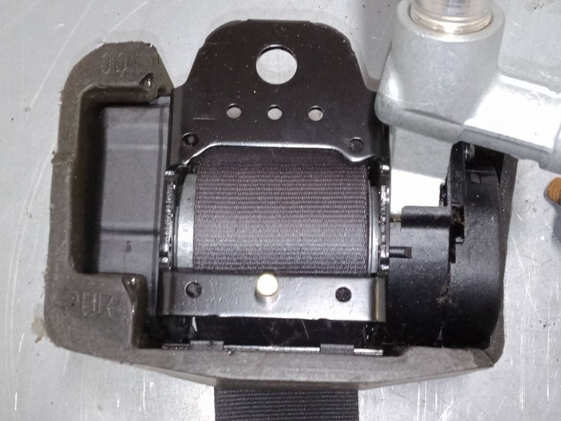 Recambio de cinturon seguridad trasero izquierdo para volvo v50 (545) 2.4 referencia OEM IAM   