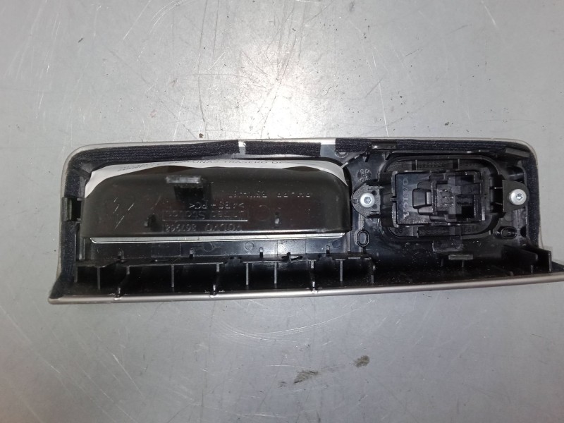 Recambio de mando elevalunas trasero derecho para volvo v50 (545) 2.4 referencia OEM IAM   
