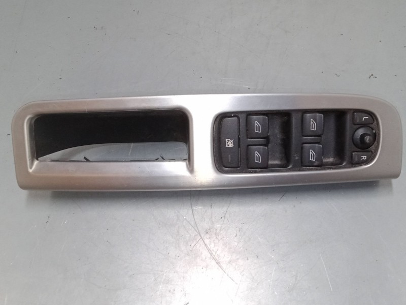 Recambio de mando elevalunas delantero izquierdo para volvo v50 (545) 2.4 referencia OEM IAM   