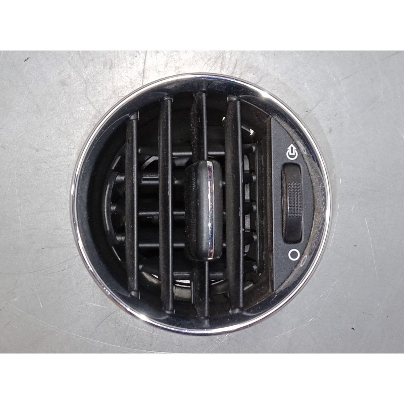 Recambio de aireador central izquierdo para peugeot 308 i (4a_, 4c_) 1.6 16v referencia OEM IAM 9658515377  305038