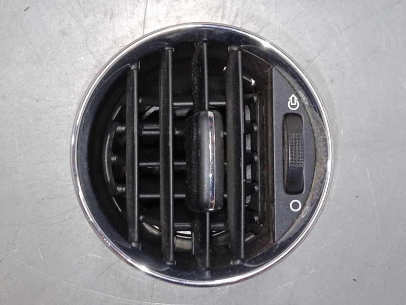 Recambio de aireador central izquierdo para peugeot 308 i (4a_, 4c_) 1.6 16v referencia OEM IAM 9658515377  305038