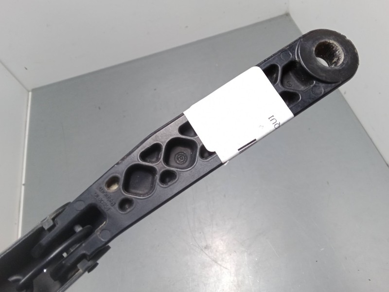 Recambio de brazo limpia delantero izquierdo para peugeot 308 i (4a_, 4c_) 1.6 16v referencia OEM IAM   