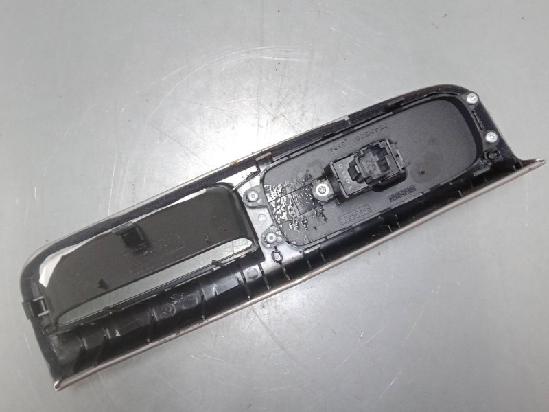 Recambio de mando elevalunas delantero derecho para volvo v50 (545) 2.4 referencia OEM IAM   