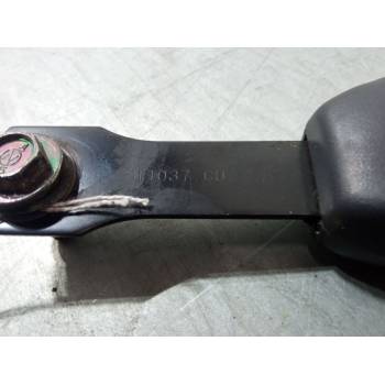 ANCLAJE CINTURON DELANTERO IZQUIERDO 