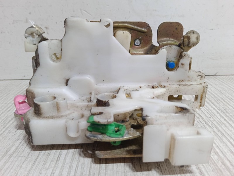 Recambio de cerradura puerta delantera izquierda para nissan pick up (d22) 2.5 d referencia OEM IAM   