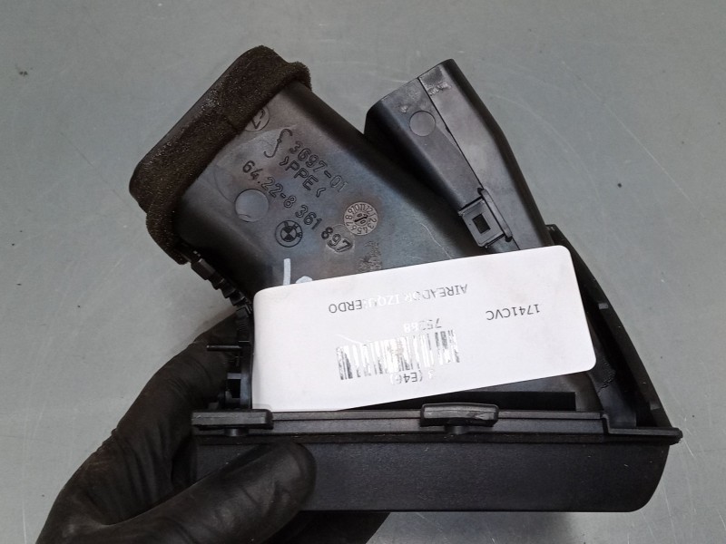 Recambio de aireador izquierdo para bmw 3 (e46) 320 d referencia OEM IAM    Recambio de aireador izquierdo para bmw 3 (e46) 320 d referencia OEM IAM