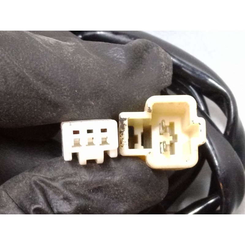 Recambio de anclaje cinturon delantero derecho para mitsubishi lancer viii (cy_a, cz_a) 1.5 referencia OEM IAM   