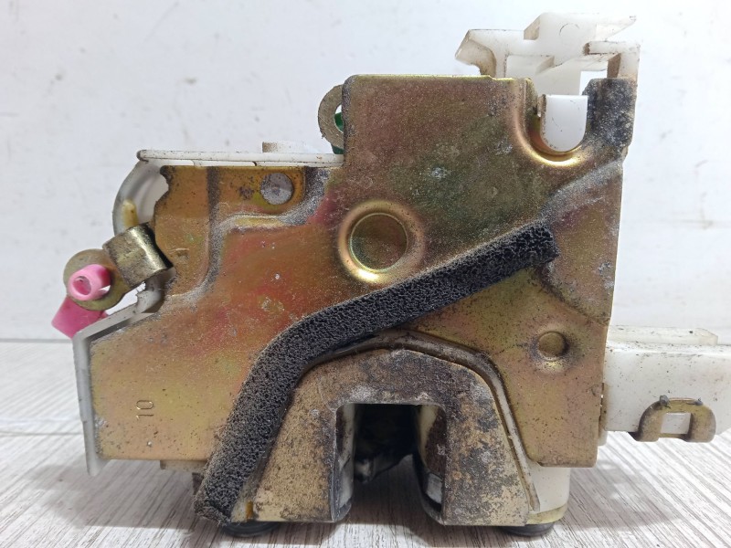 Recambio de cerradura puerta delantera izquierda para nissan pick up (d22) 2.5 d referencia OEM IAM   