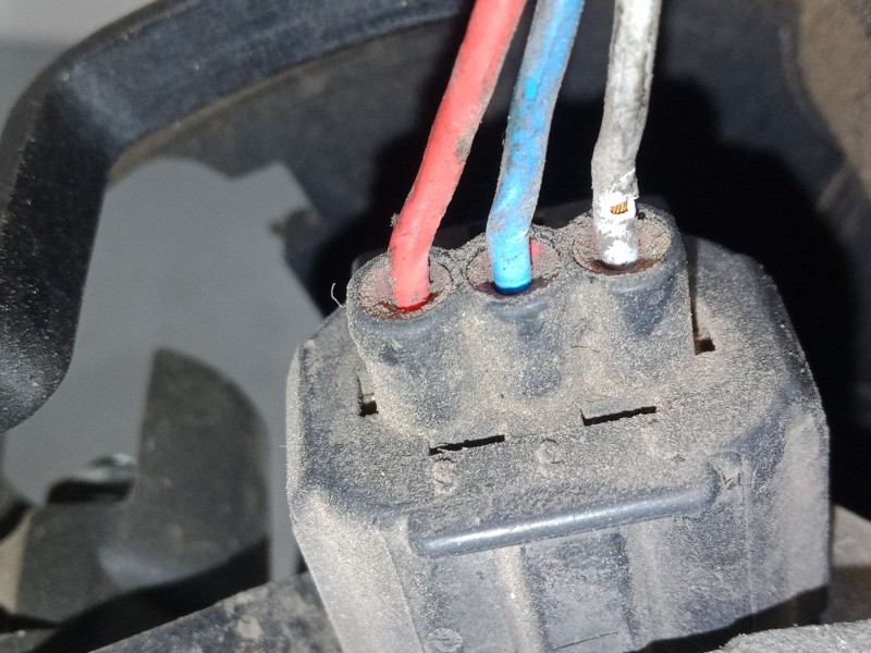 Recambio de alternador para ford tourneo connect 1.8 tdci referencia OEM IAM   