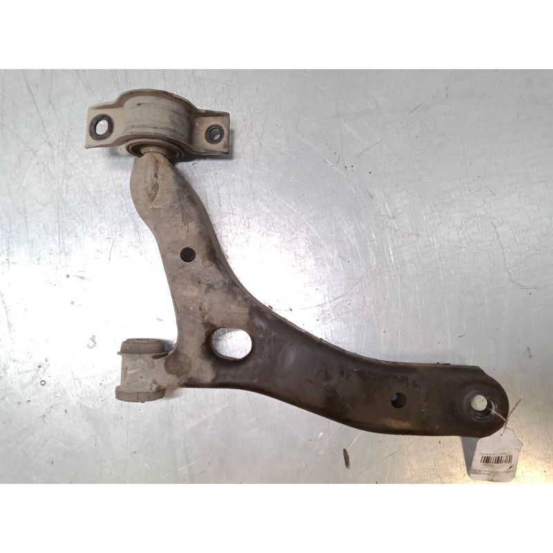 Recambio de brazo suspension inferior delantero izquierdo para ford tourneo connect 1.8 tdci referencia OEM IAM   