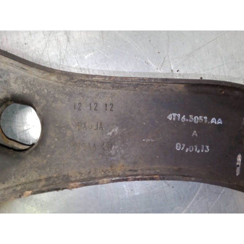 Recambio de brazo suspension inferior delantero izquierdo para ford tourneo connect 1.8 tdci referencia OEM IAM   