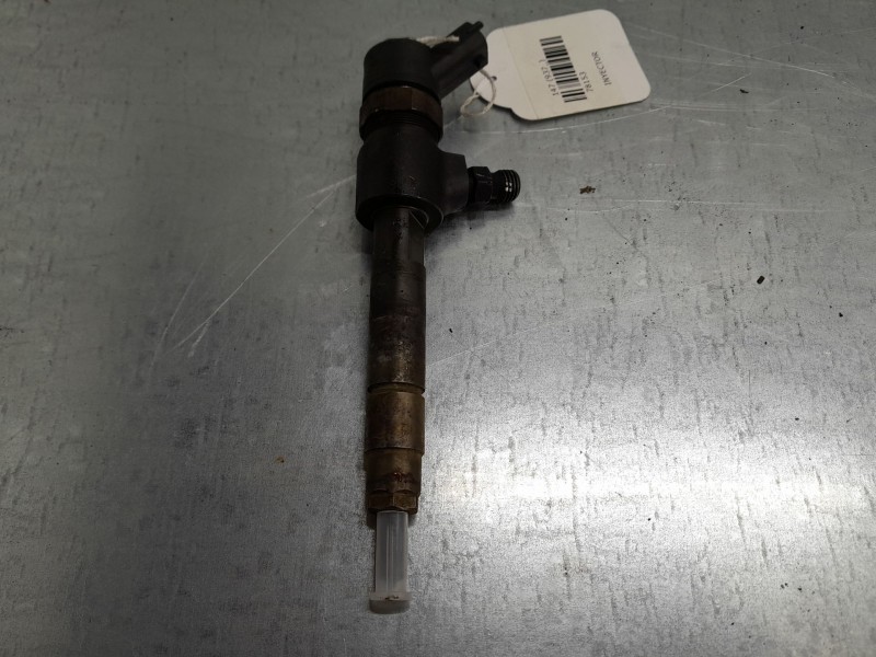 Recambio de inyector para alfa romeo 147 (937_) 1.9 jtdm 8v (937.axd1a, 937.axu1a, 937.bxu1a) referencia OEM IAM 0445110276  