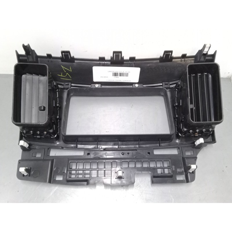 Recambio de consola central superior para mitsubishi lancer viii (cy_a, cz_a) 1.5 referencia OEM IAM   
