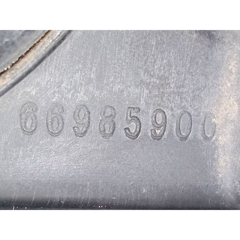 Recambio de faro derecho para iveco stralis ad 260 s 36 y/ps euro5 ad260s36y ps referencia OEM IAM   