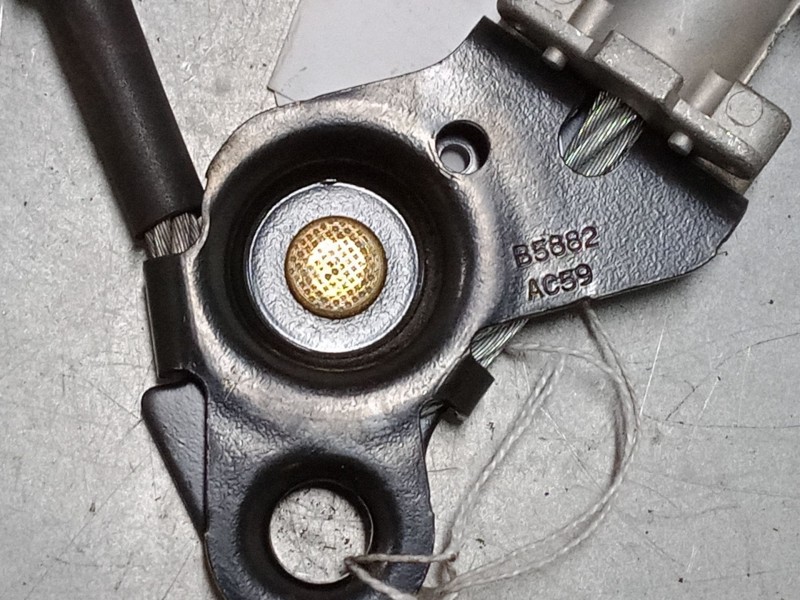 Recambio de anclaje cinturon delantero derecho para peugeot 106 ii (1a_, 1c_) 1.1 i referencia OEM IAM   