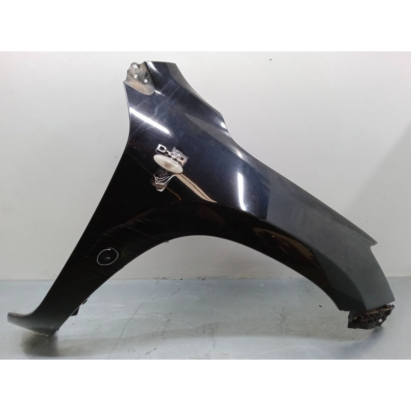 Recambio de aleta delantera izquierda para toyota rav 4 iii (_a3_) 2.2 d 4wd (ala30_) referencia OEM IAM   