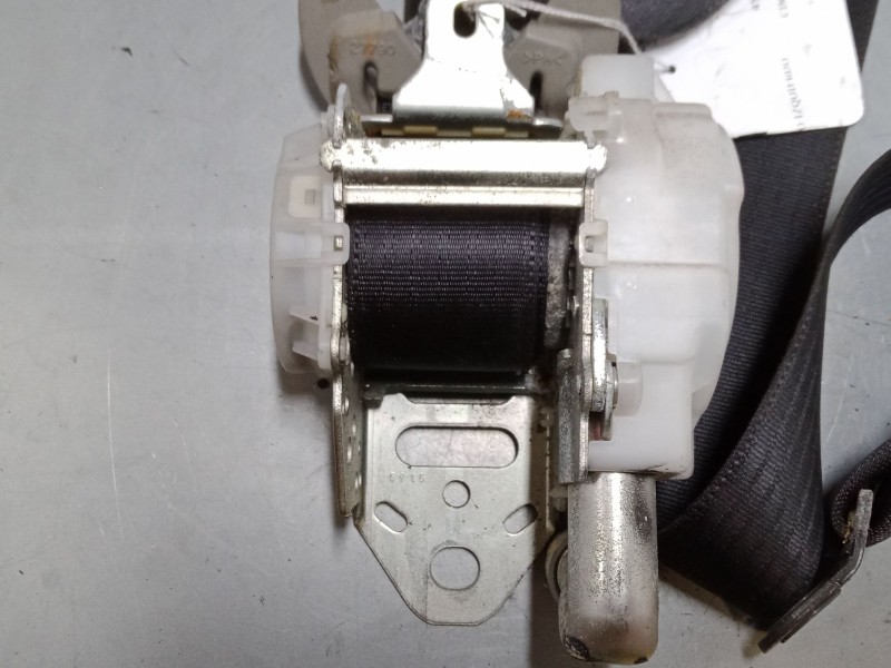 Recambio de cinturon seguridad delantero izquierdo para toyota rav 4 iii (_a3_) 2.2 d 4wd (ala30_) referencia OEM IAM J082531  