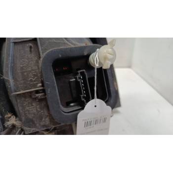 PILOTO TRASERO DERECHO 6R0945096C 