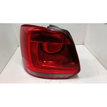 PILOTO TRASERO IZQUIERDO 6R0945095 