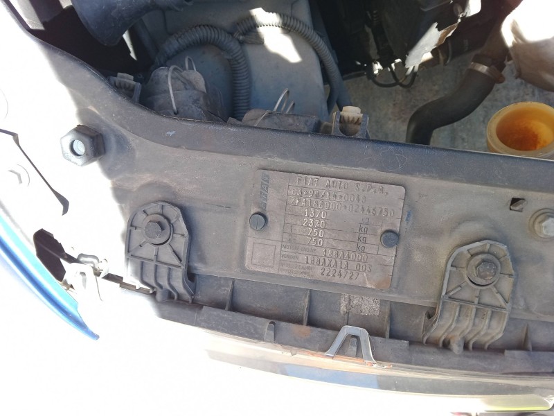 fiat punto (188_) del año 2003