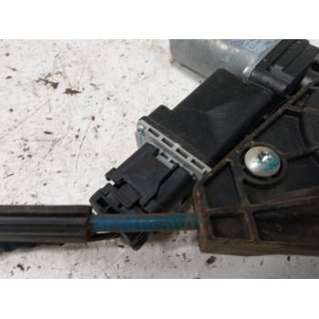 ELEVALUNAS ELECTRICO TRASERO DERECHO 5000884 