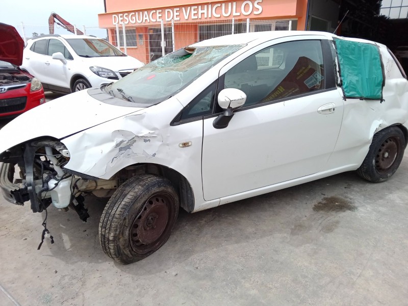 fiat grande punto (199_) del año 2011