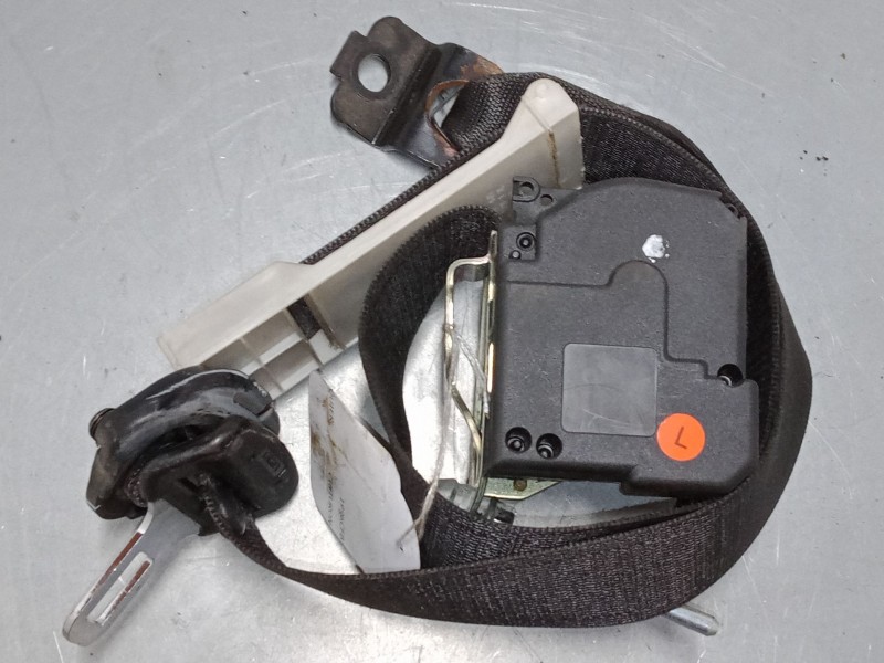 Recambio de cinturon seguridad delantero izquierdo para opel corsa c (x01) 1.4 (f08, f68) referencia OEM IAM   