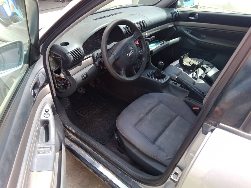 audi a4 b5 (8d2) del año 1999