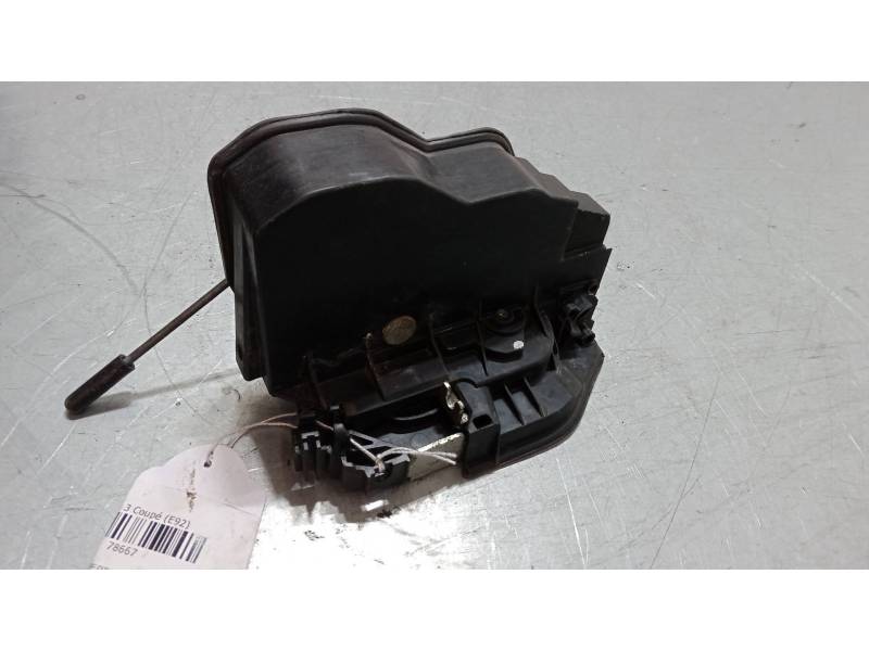 CERRADURA PUERTA DELANTERA IZQUIERDA 51217202143 