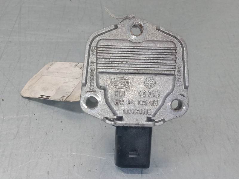 Recambio de sensor nivel de aceite para volkswagen golf iv (1j1) 1.9 tdi referencia OEM IAM 1J0907660B  6PR00807902