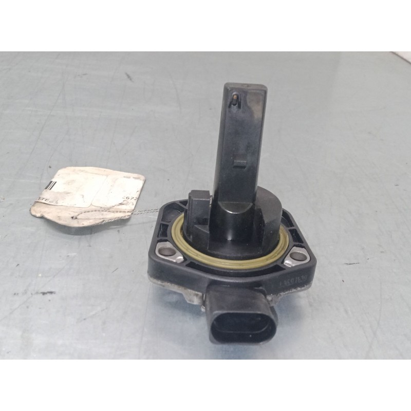Recambio de sensor nivel de aceite para volkswagen golf iv (1j1) 1.9 tdi referencia OEM IAM 1J0907660B  6PR00807902