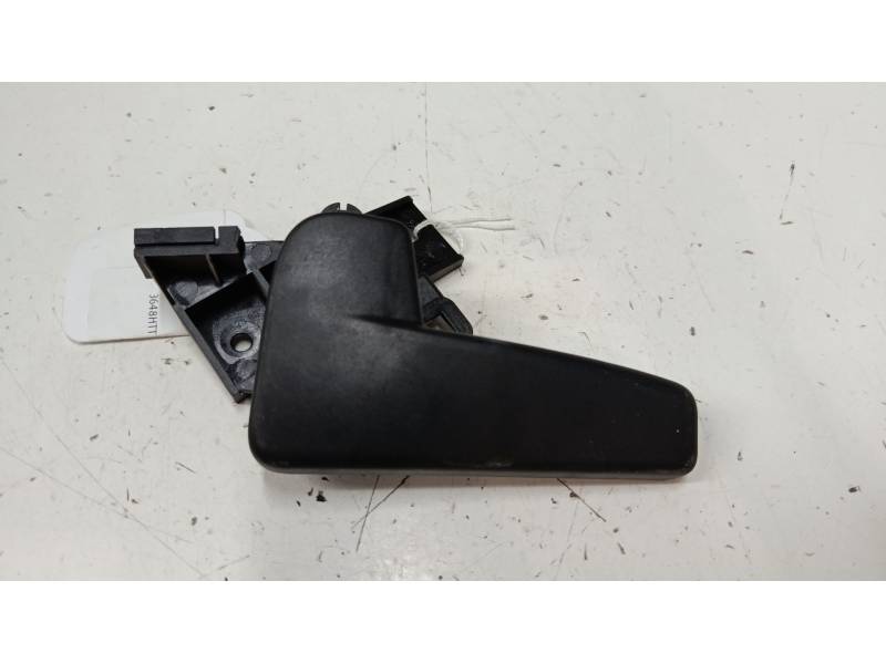 TIRADOR CAPO 6R1823633 