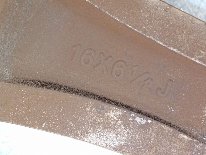 Recambio de llanta aluminio 16´´ para mazda 3 (bk) 1.6 di turbo referencia OEM IAM   